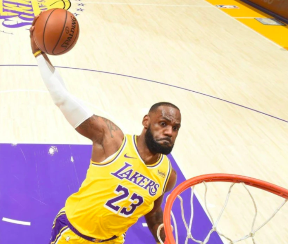  比勒菲尔德替补奇兵建功爆冷战胜豪门