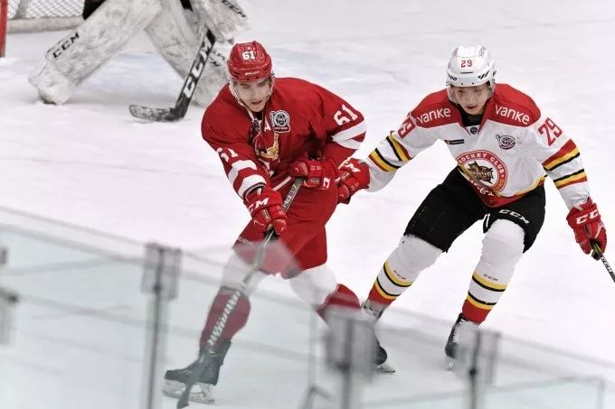  马赛客场遭遇顽强抵抗，艰难战平洛里昂